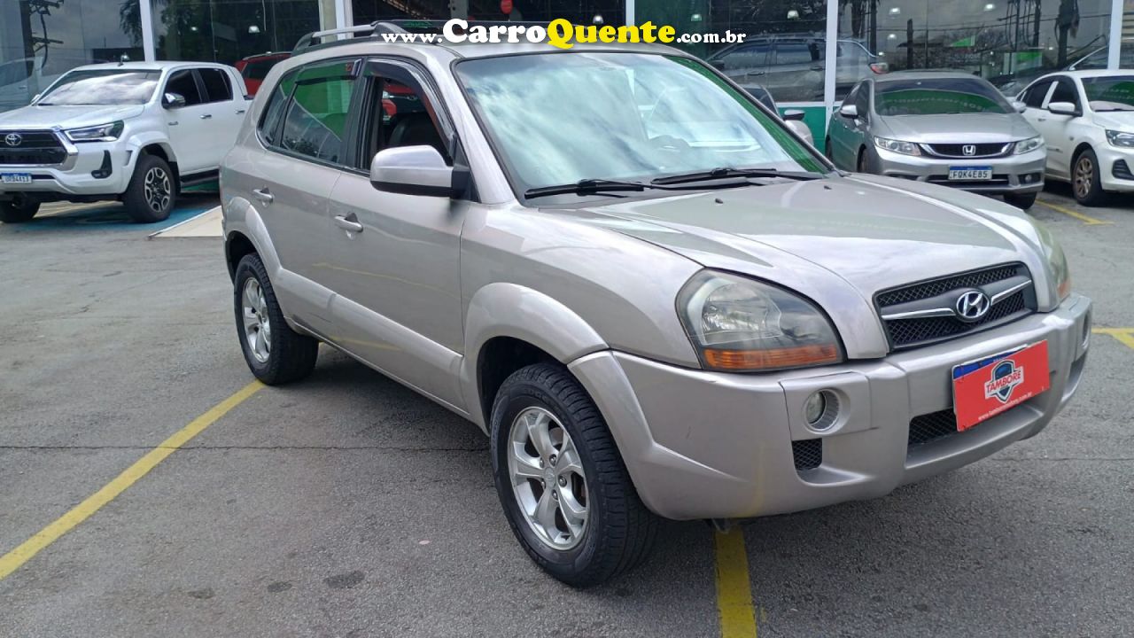 HYUNDAI   TUCSON 2.0 16V AUT.   PRATA 2012 2.0 GASOLINA - Loja