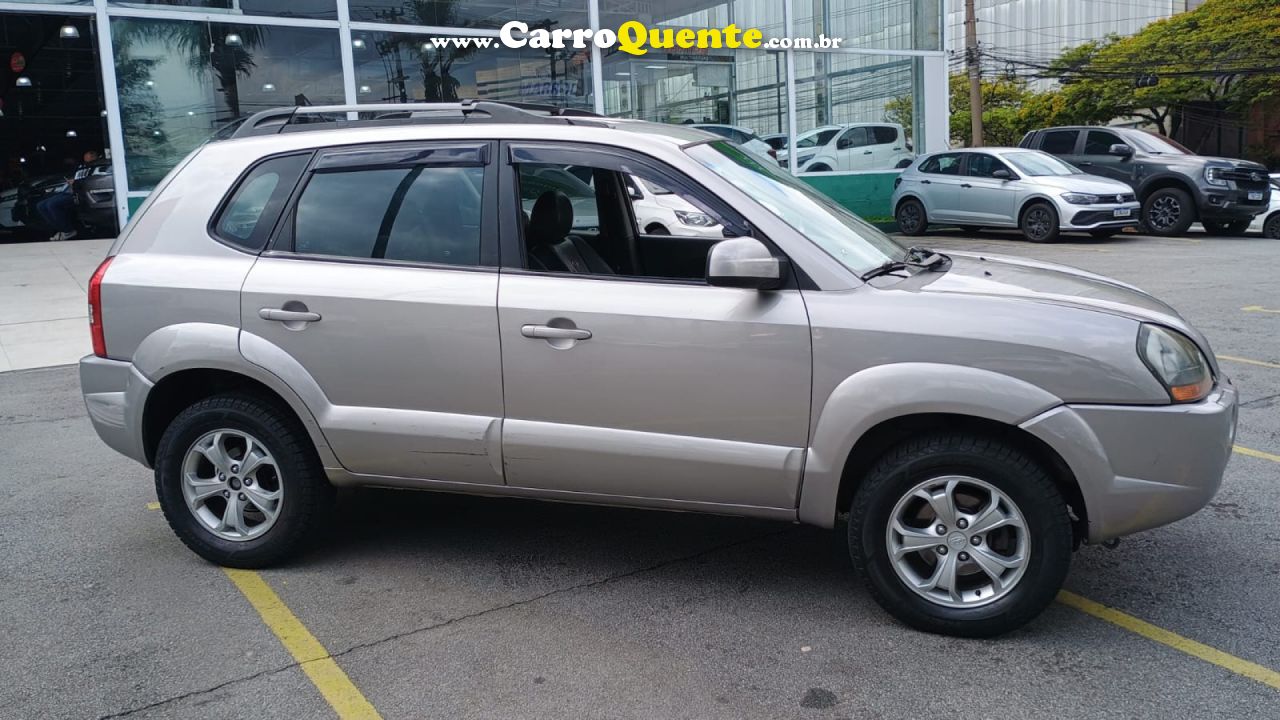 HYUNDAI   TUCSON 2.0 16V AUT.   PRATA 2012 2.0 GASOLINA - Loja