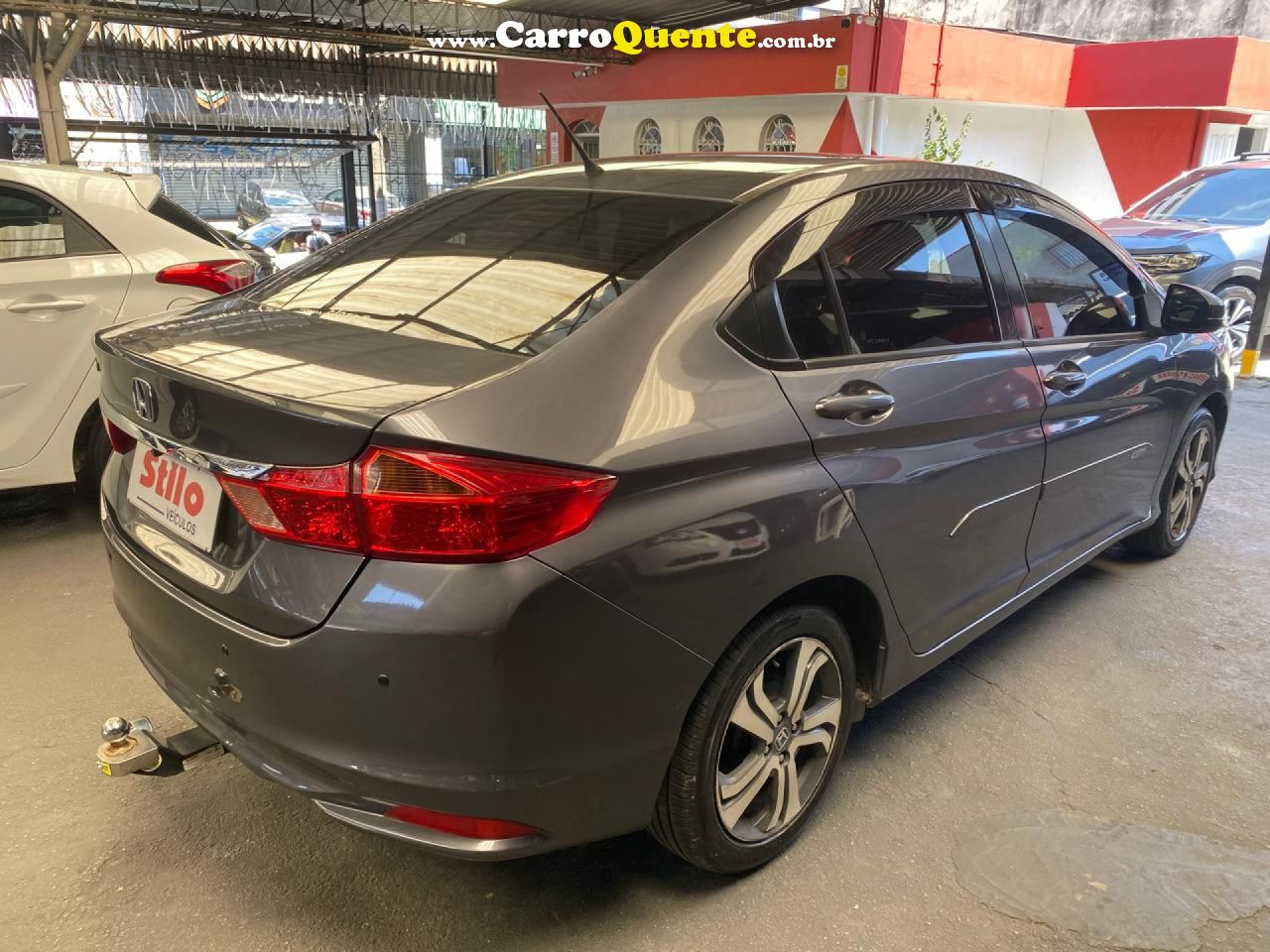 HONDA   CITY SEDAN LX 1.5 FLEX 16V 4P AUT.   CINZA 2015 1.5 FLEX - Loja