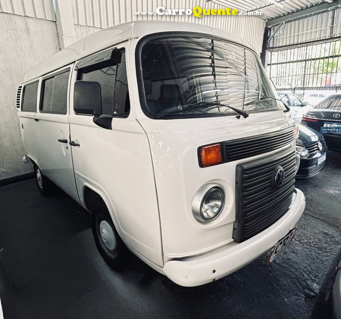 VOLKSWAGEN   KOMBI STANDARD 1.4 MI TOTAL FLEX 8V   BRANCO 2013 1.4 FLEX - Loja
