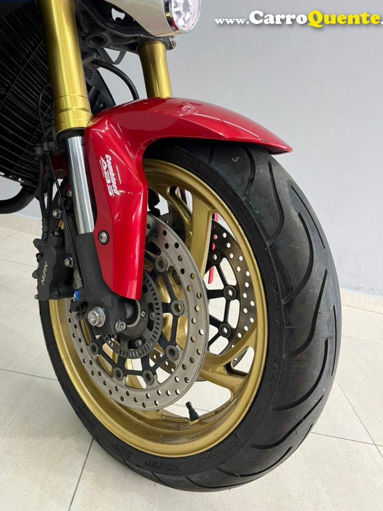 HONDA   CB 1000RABS   BRANCO 2013 2.5 GASOLINA - Loja