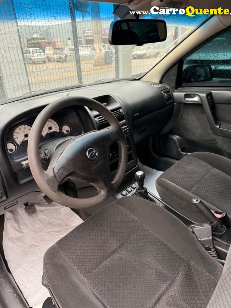 CHEVROLET   ASTRA ADVANTAGE 2.0 MPFI 8V FLEXPOWER 5P   PRATA 2011 2.0 FLEX - Loja