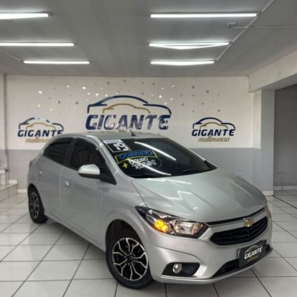 CHEVROLET   ONIX HATCH LT 1.0 8V FLEXPOWER 5P MEC.   BRANCO 2019 1.0 FLEX