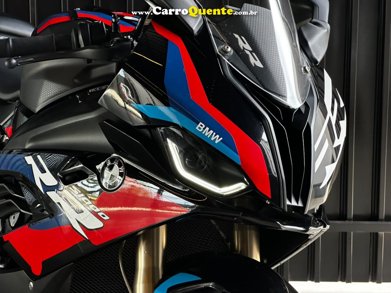 BMW   S1000 RR   PRETO 2022 1000 GASOLINA - Loja
