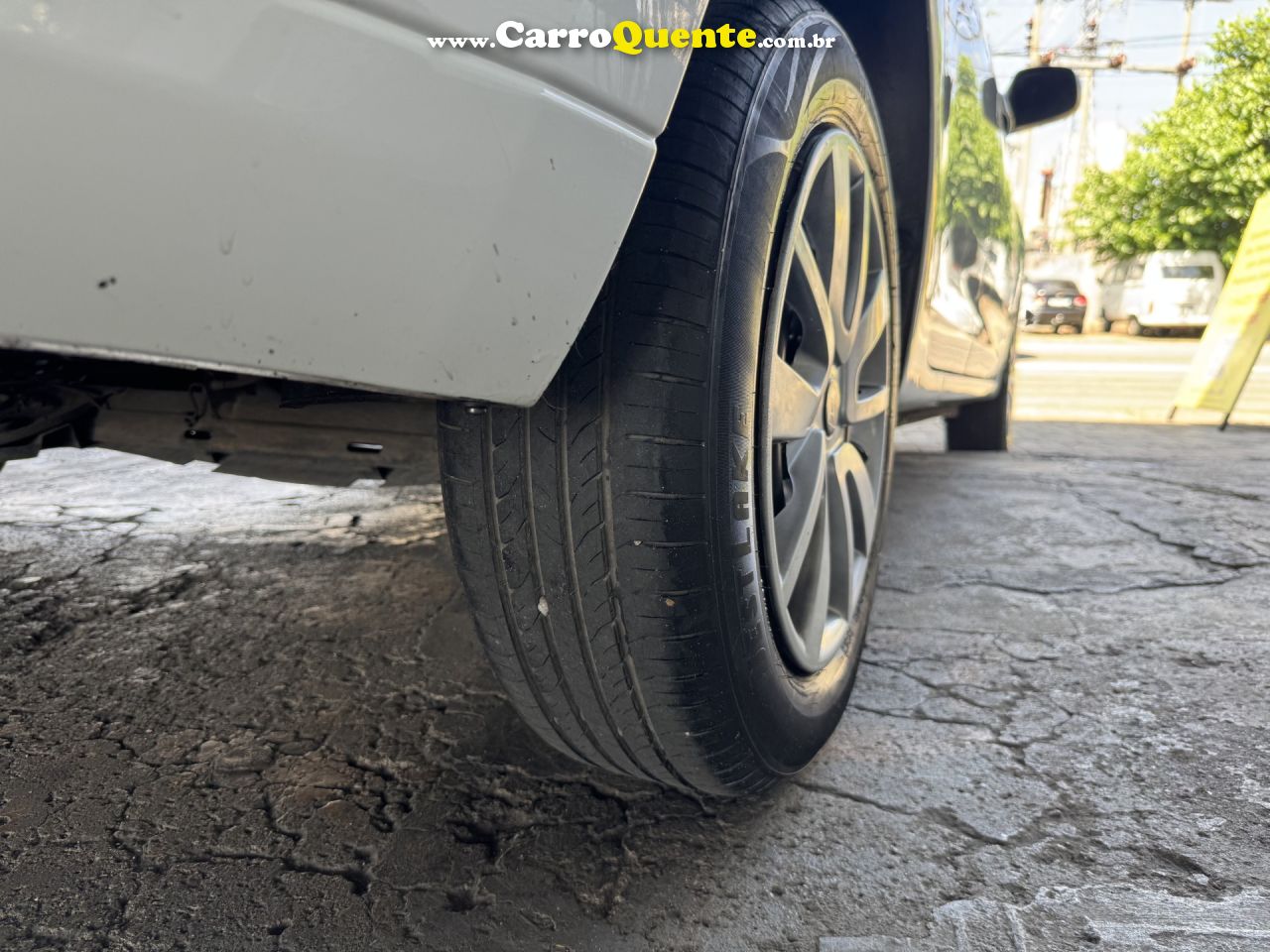 RENAULT   LOGAN ZEN FLEX 1.6 16V 4P AUT.   BRANCO 2021 1.6 FLEX - Loja