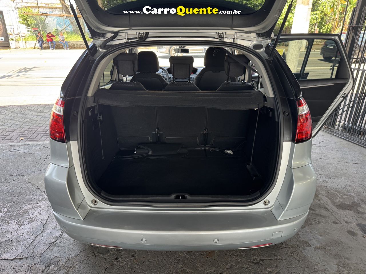 CITROËN   C4 PICASSO GRAND 2.0 16V 143CV AUT   PRATA 2010 2.0 GASOLINA - Loja