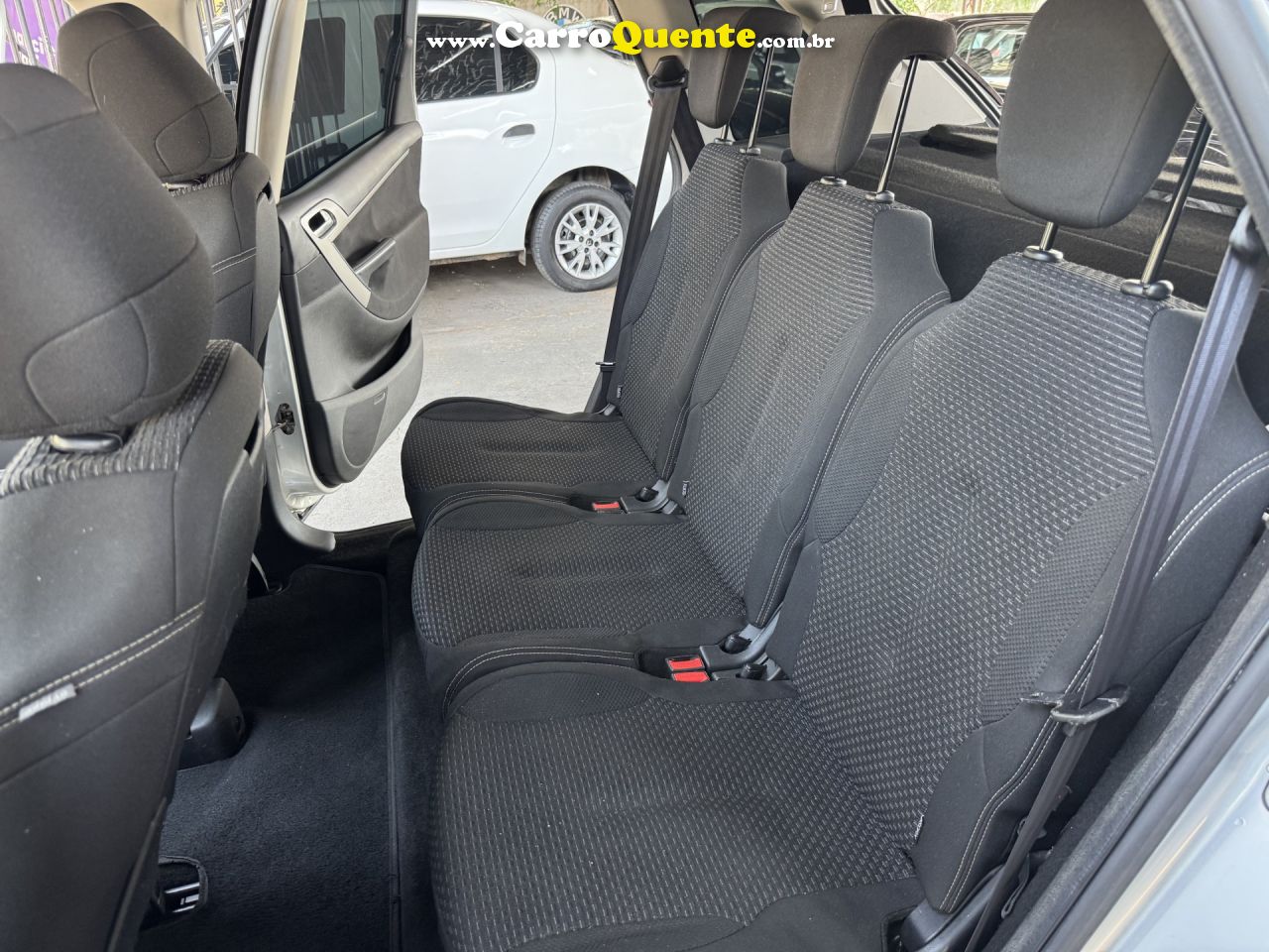CITROËN   C4 PICASSO GRAND 2.0 16V 143CV AUT   PRATA 2010 2.0 GASOLINA - Loja