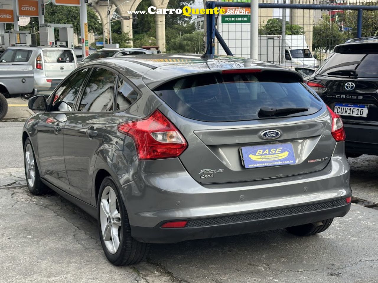 FORD   FOCUS 2.0 16VSESE PLUS FLEX 5P AUT.   CINZA 2015 2.0 FLEX - Loja