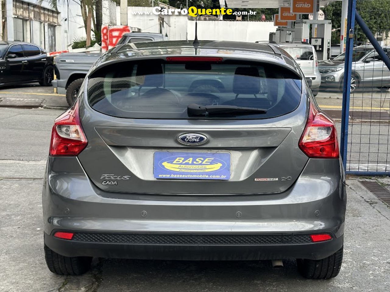 FORD   FOCUS 2.0 16VSESE PLUS FLEX 5P AUT.   CINZA 2015 2.0 FLEX - Loja