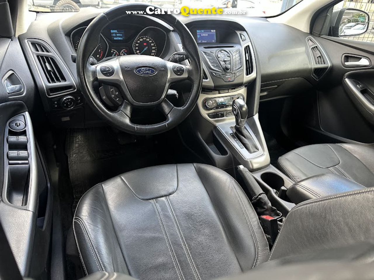 FORD   FOCUS 2.0 16VSESE PLUS FLEX 5P AUT.   CINZA 2015 2.0 FLEX - Loja