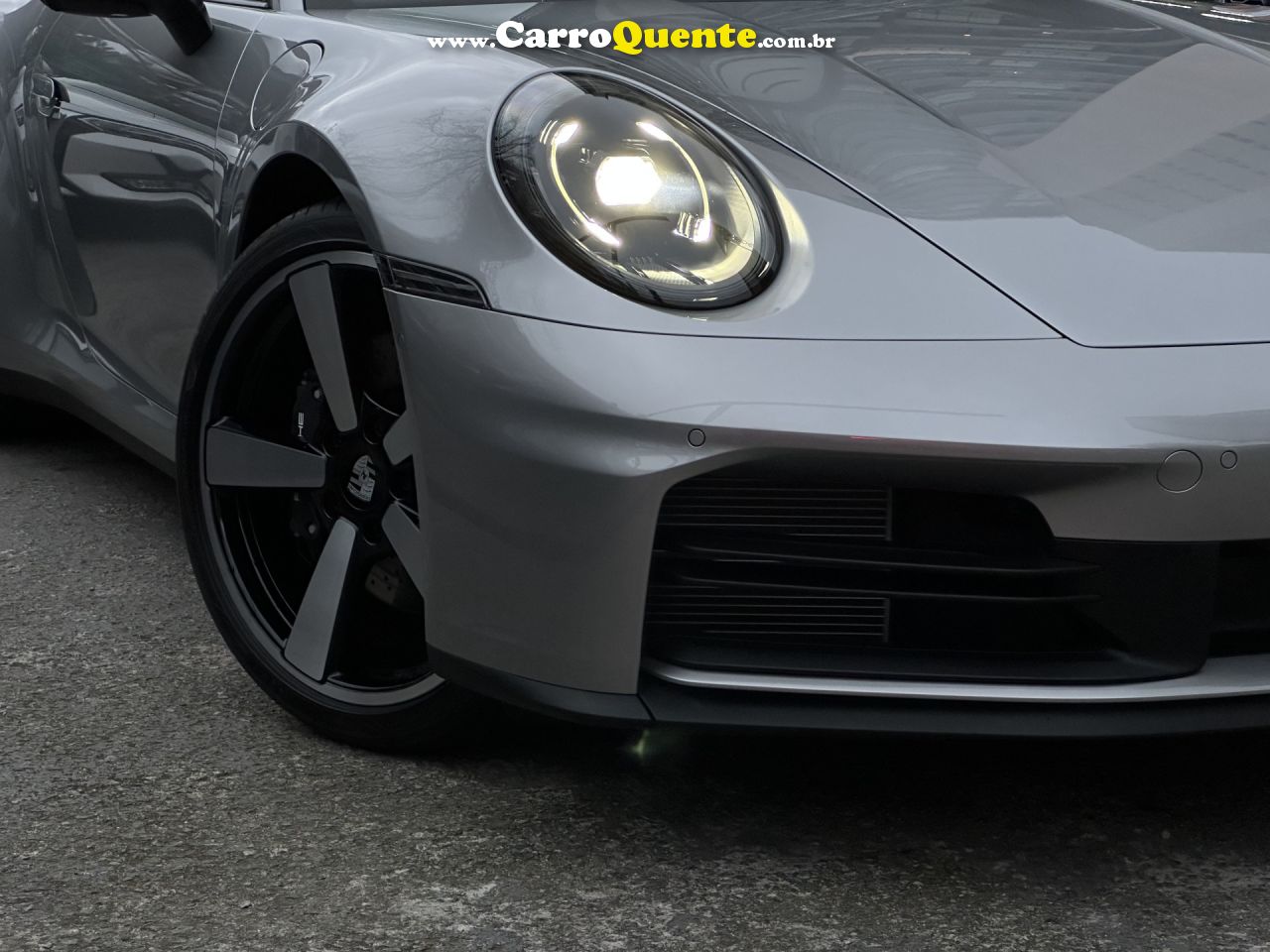 PORSCHE   PORSCHE 911 3.0 24V H6 GASOLINA CARRERA PDK   PRATA 2026 3.0 H6 GASOLINA - Loja