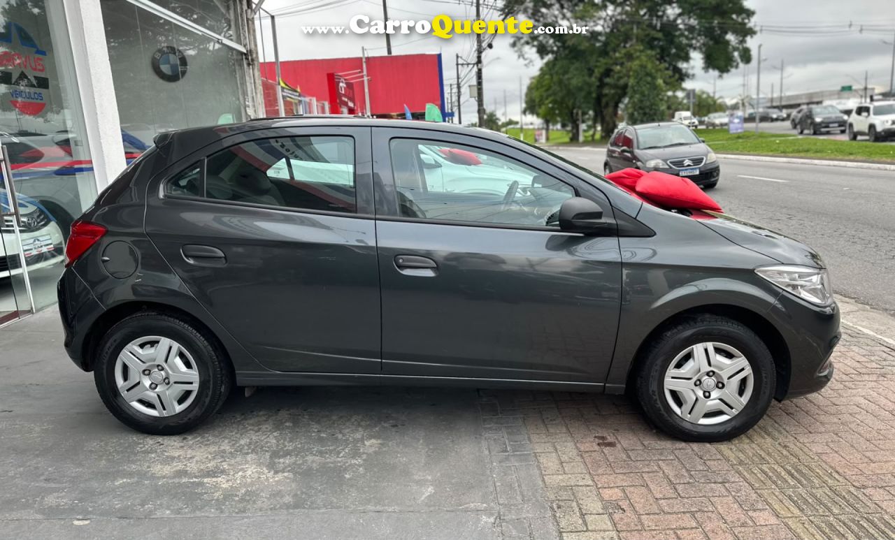 CHEVROLET   ONIX HATCH LS 1.0 8V FLEXPOWER 5P MEC.   CINZA 2016 1.0 FLEX - Loja