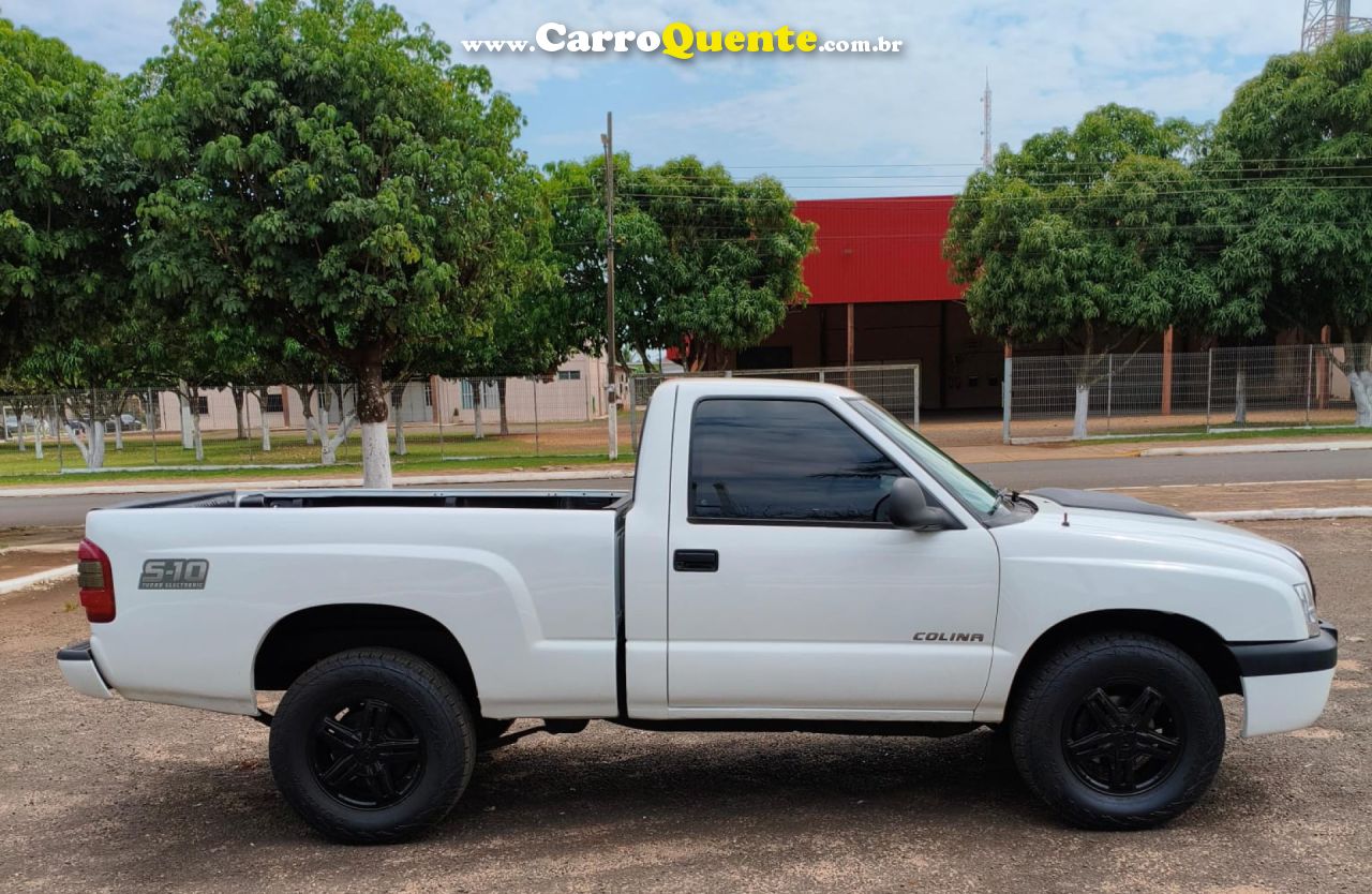 CHEVROLET   S10 P-UP COLINA 2.8 TDI 4X24X4 CS DIES.   BRANCO 2011 2.8 DIESEL - Loja