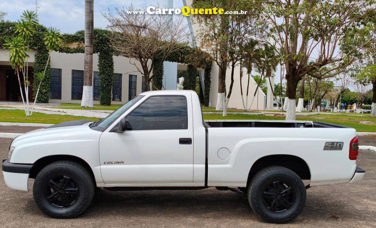 CHEVROLET   S10 P-UP COLINA 2.8 TDI 4X24X4 CS DIES.   BRANCO 2011 2.8 DIESEL - Loja