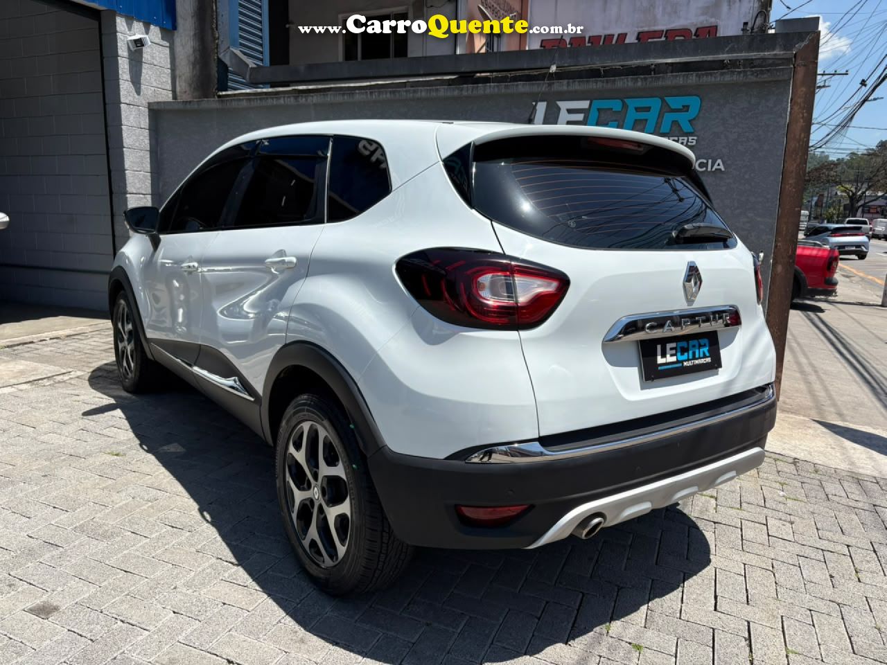 RENAULT   CAPTUR INTENSE 2.0 16V FLEX 5P AUT.   BRANCO 2020 2.0 FLEX - Loja