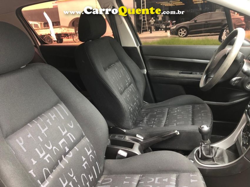 Peugeot 307 1.6 PRESENCE 16V GASOLINA 4P MANUAL - Loja