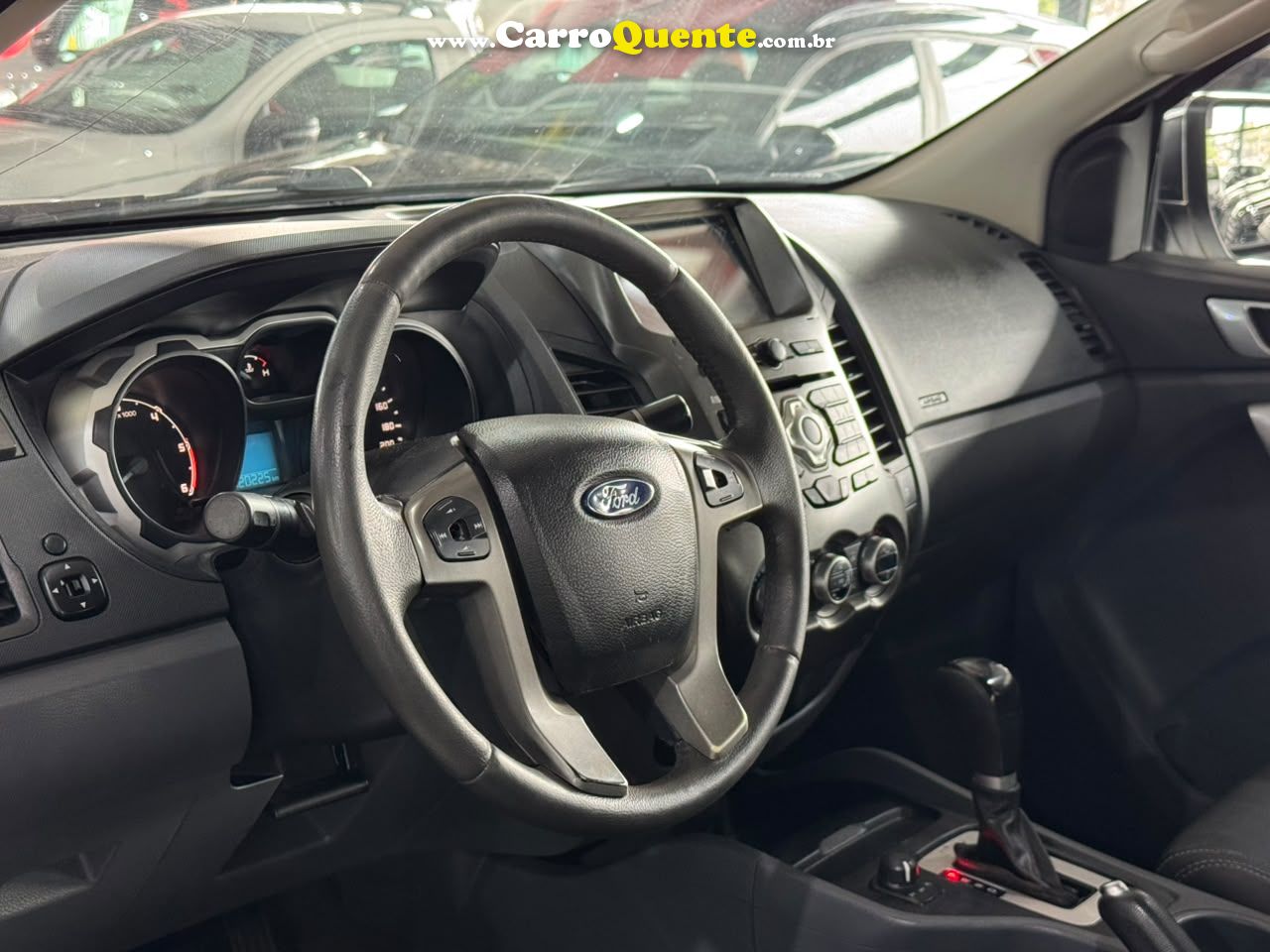 FORD RANGE 2014 - Loja