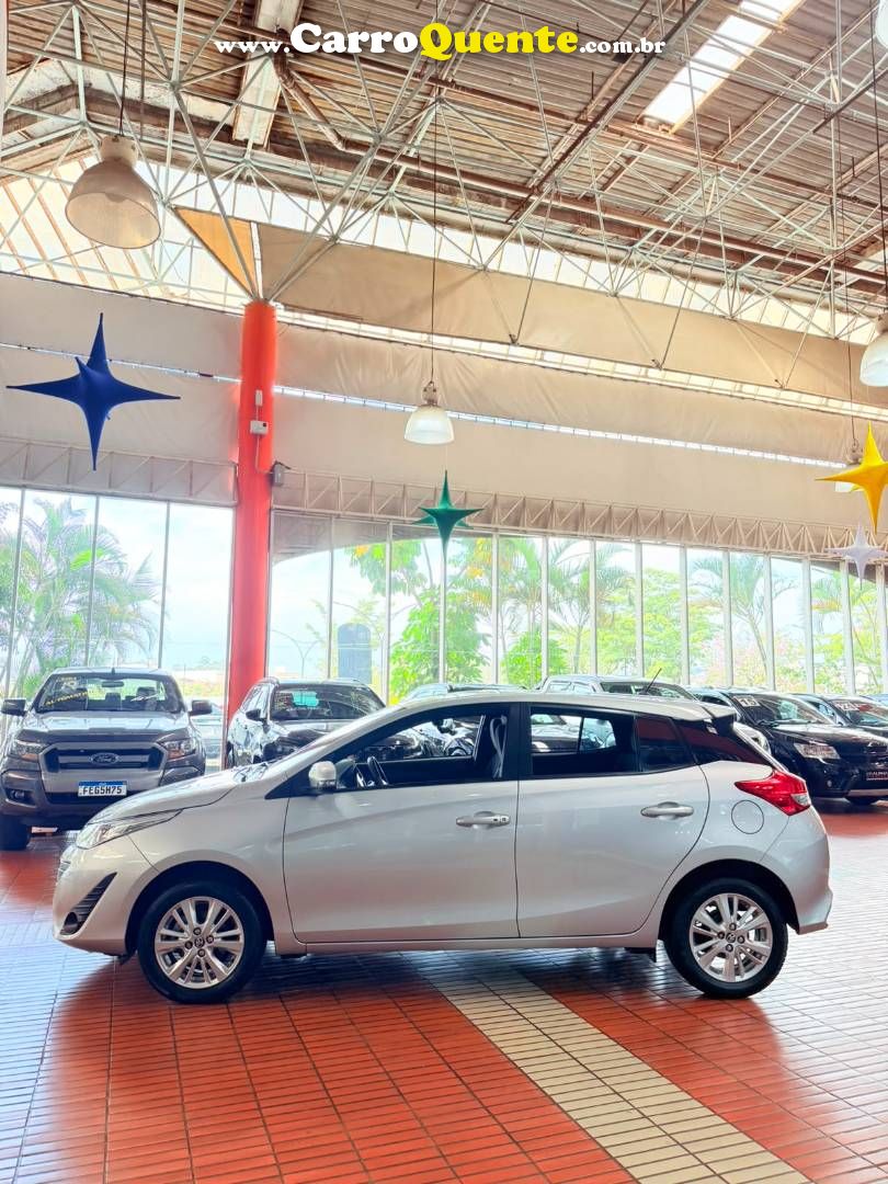 TOYOTA YARIS 1.3 16V XL PLUS TECH MULTIDRIVE 2019 - Loja