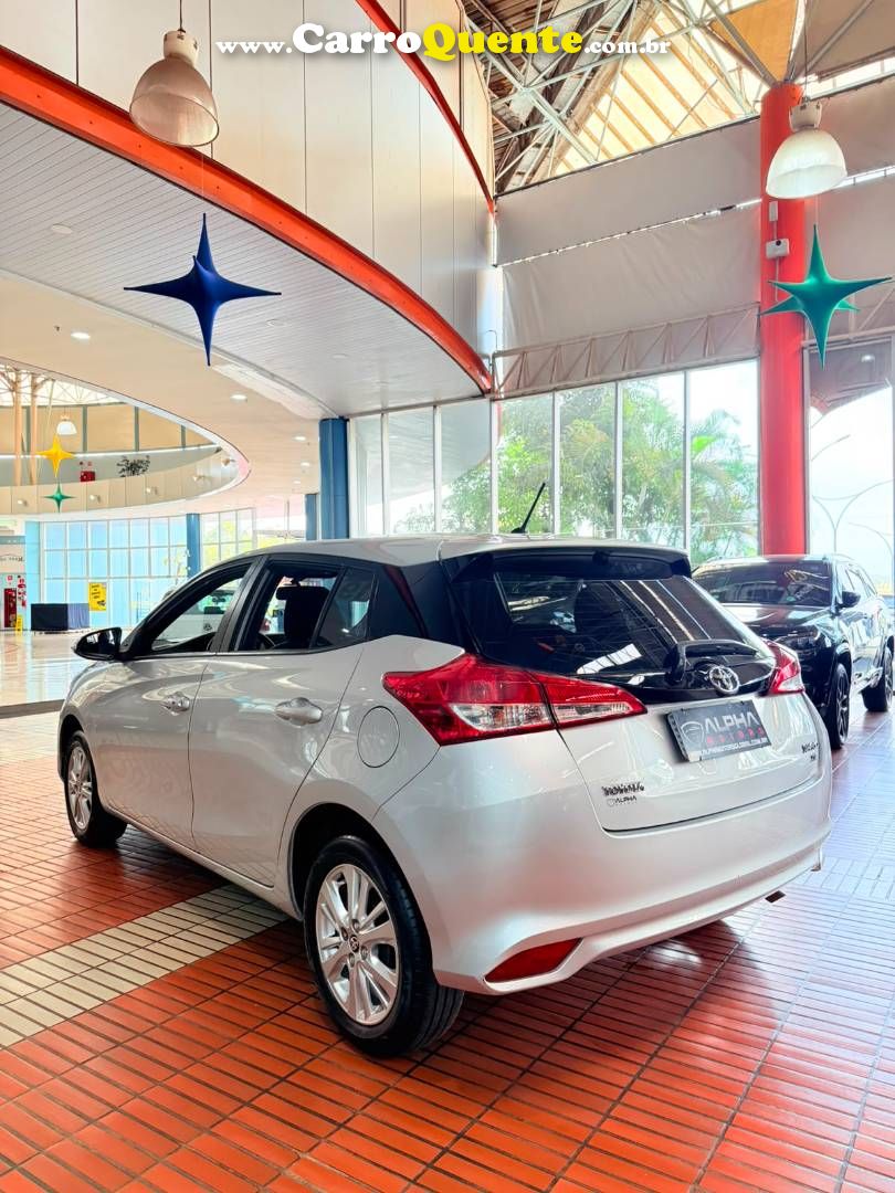 TOYOTA YARIS 1.3 16V XL PLUS TECH MULTIDRIVE 2019 - Loja