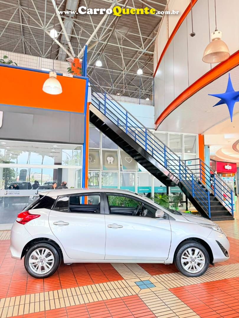TOYOTA YARIS 1.3 16V XL PLUS TECH MULTIDRIVE 2019 - Loja