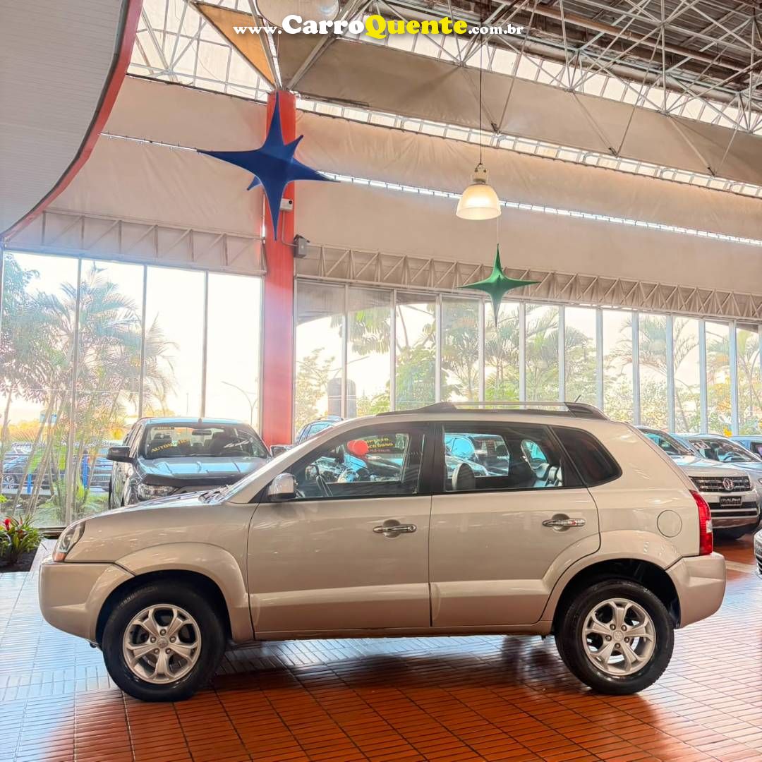 HYUNDAI TUCSON 2.0 MPFI GLS 16V 143CV 2WD 2010 - Loja