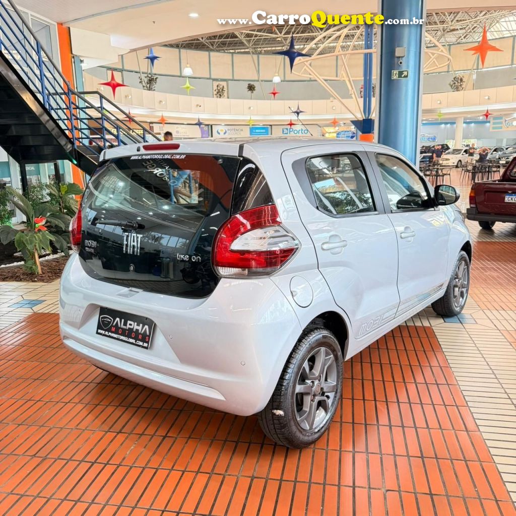 FIAT MOBI 1.0 8V EVO LIKE ON 2017 - Loja