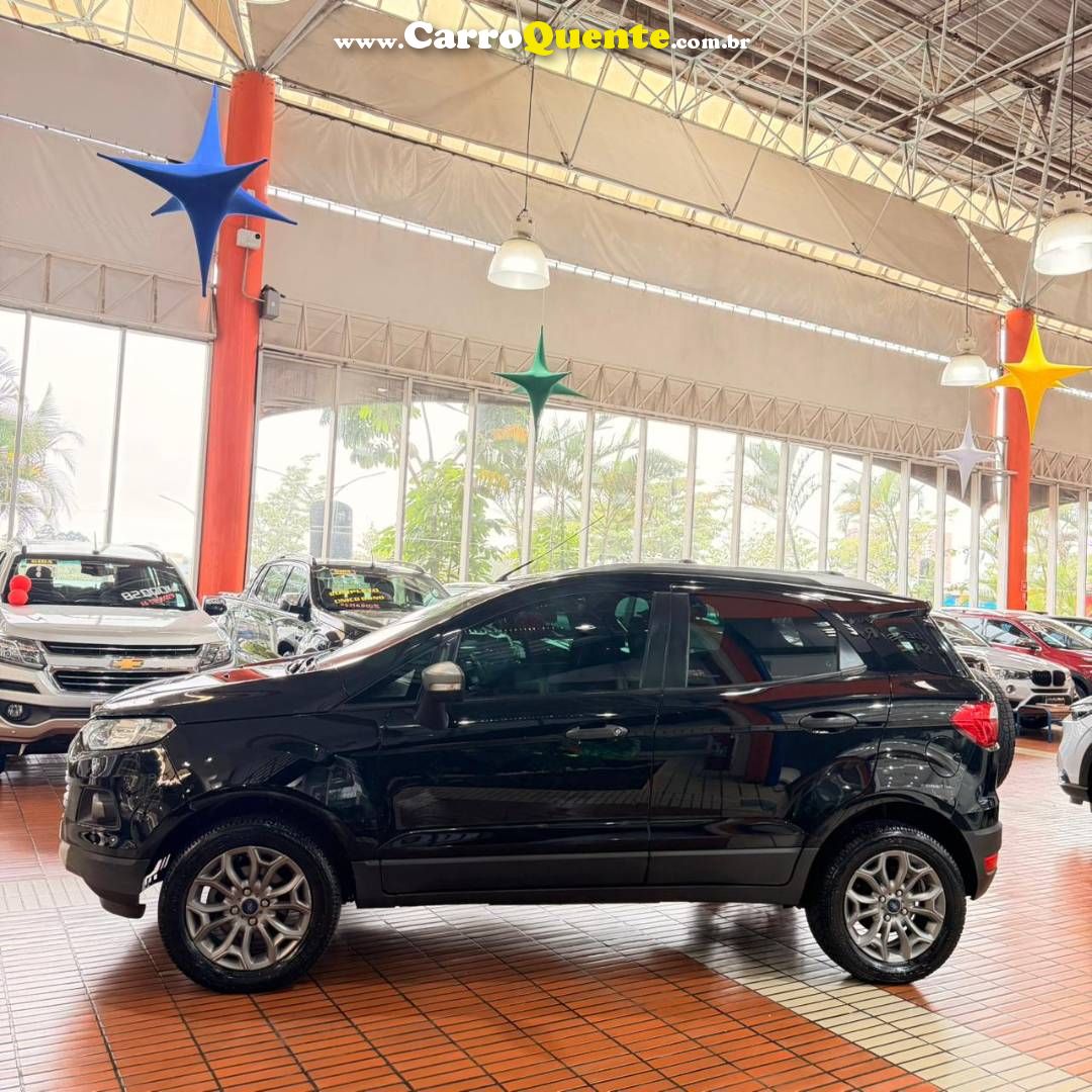 FORD ECOSPORT 2.0 FREESTYLE 16V 2015 - Loja