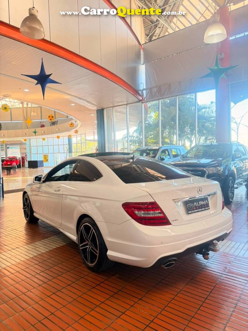 MERCEDES-BENZ C 180 1.6 CGI COUPE 16V TURBO 2015 - Loja