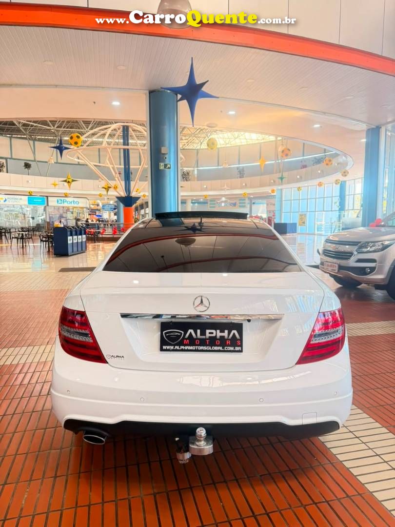 MERCEDES-BENZ C 180 1.6 CGI COUPE 16V TURBO 2015 - Loja