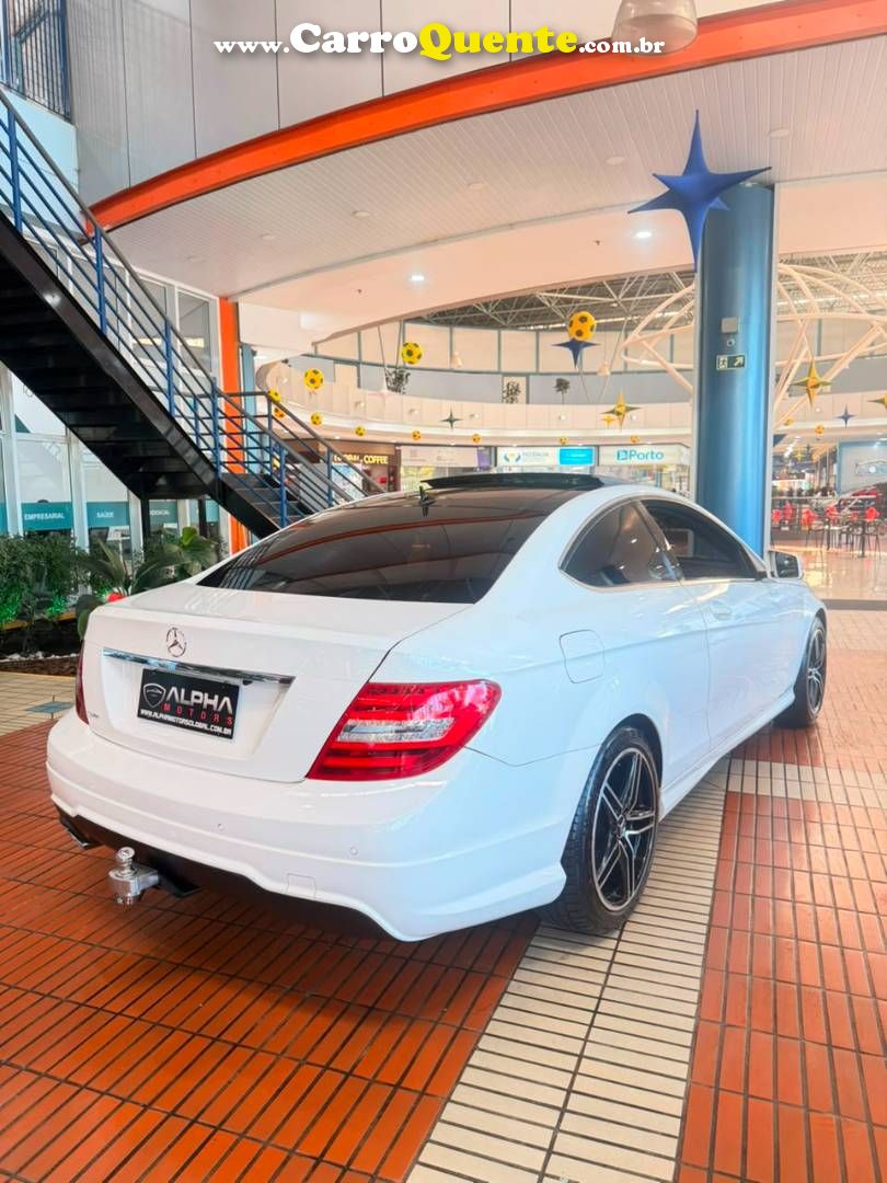 MERCEDES-BENZ C 180 1.6 CGI COUPE 16V TURBO 2015 - Loja