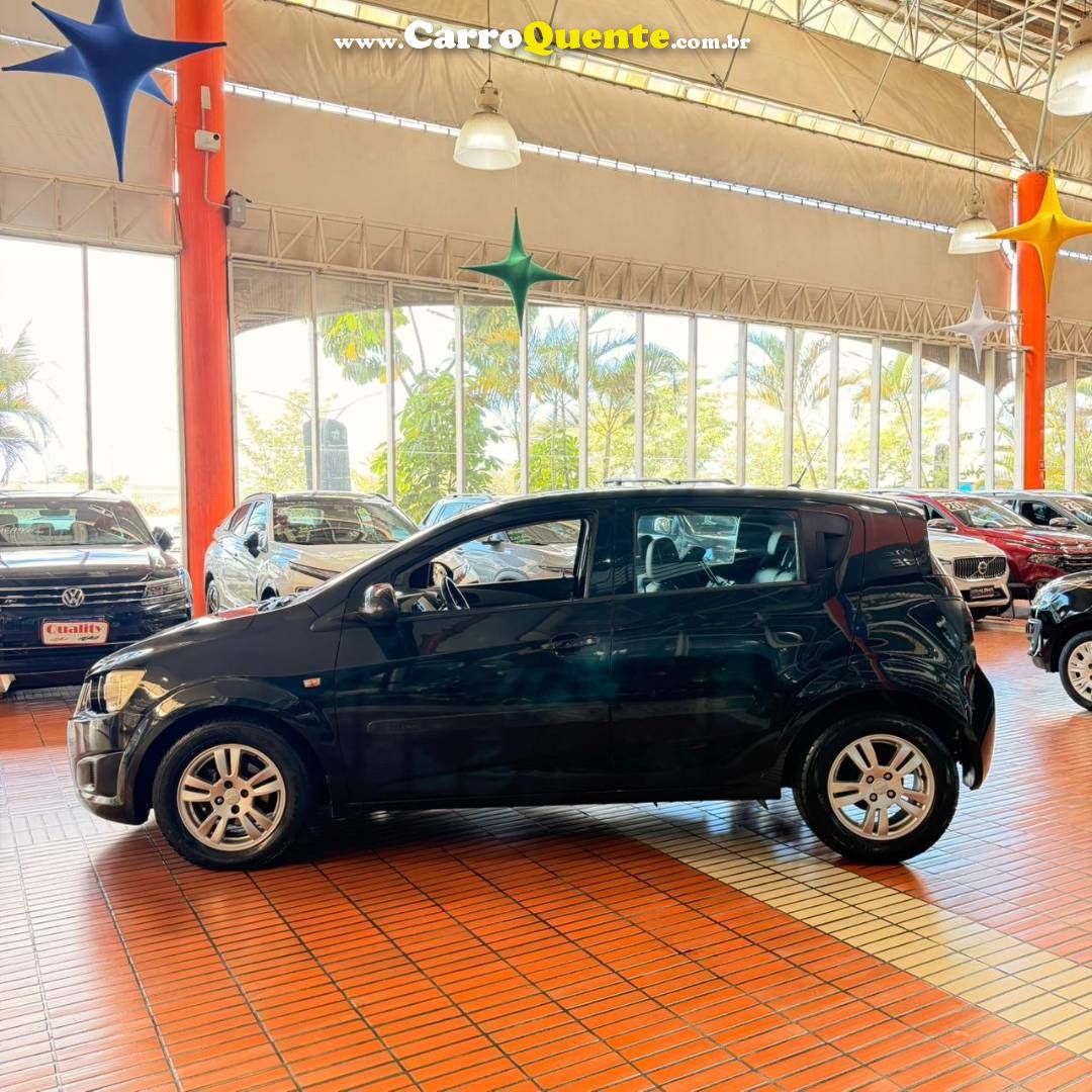 CHEVROLET SONIC 1.6 LT 16V 2013 - Loja