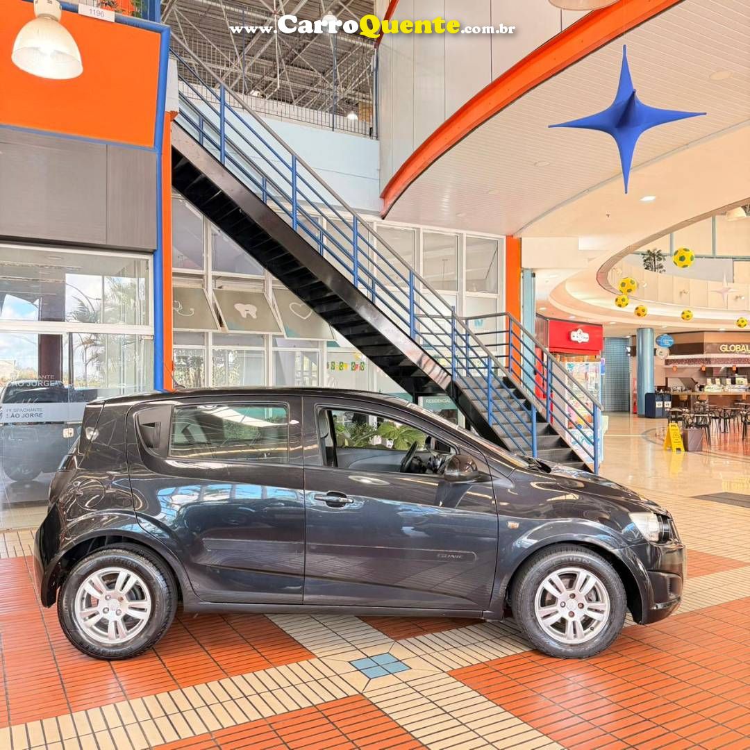 CHEVROLET SONIC 1.6 LT 16V 2013 - Loja