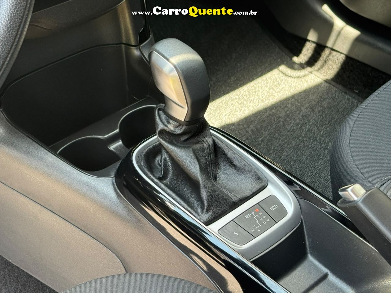 CITROEN C4 CACTUS 1.6 VTI 120 FEEL E 2020 - Loja