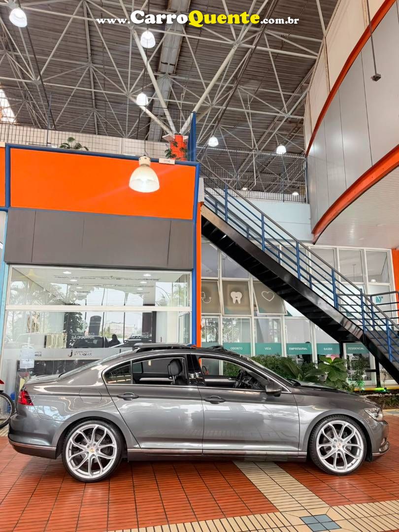 VOLKSWAGEN PASSAT 2.0 16V TSI BLUEMOTION HIGHLINE DSG 2017 - Loja