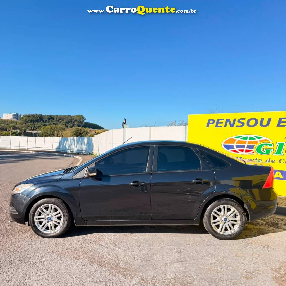FORD FOCUS 2.0 GLX SEDAN 16V 2013 - Loja