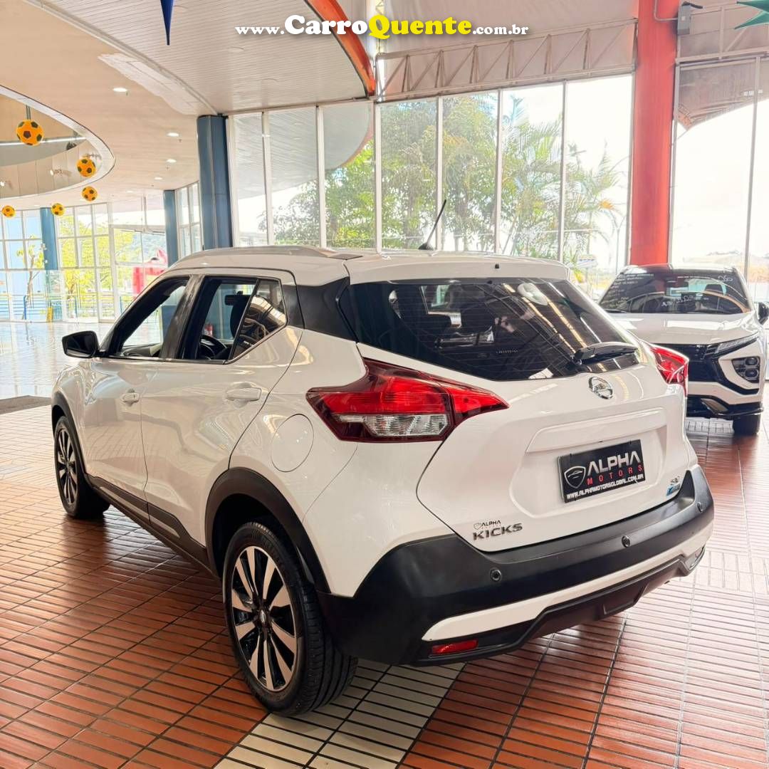 NISSAN KICKS 1.6 16V SV 2018 - Loja