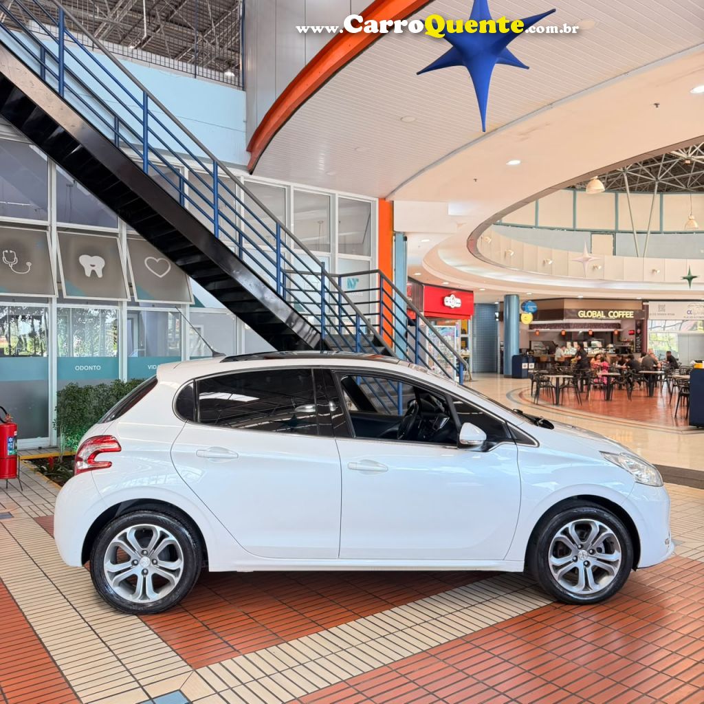 PEUGEOT 208 1.6 GRIFFE 16V 2014 - Loja