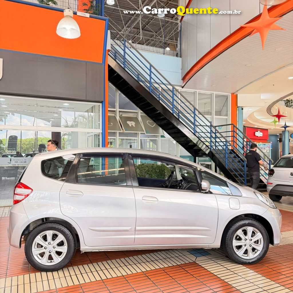 HONDA FIT 1.4 LX 16V 2013 - Loja