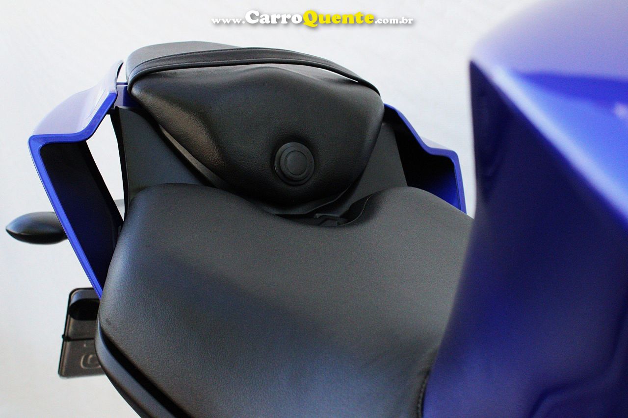 YAMAHA YZF R15 2025 - Loja