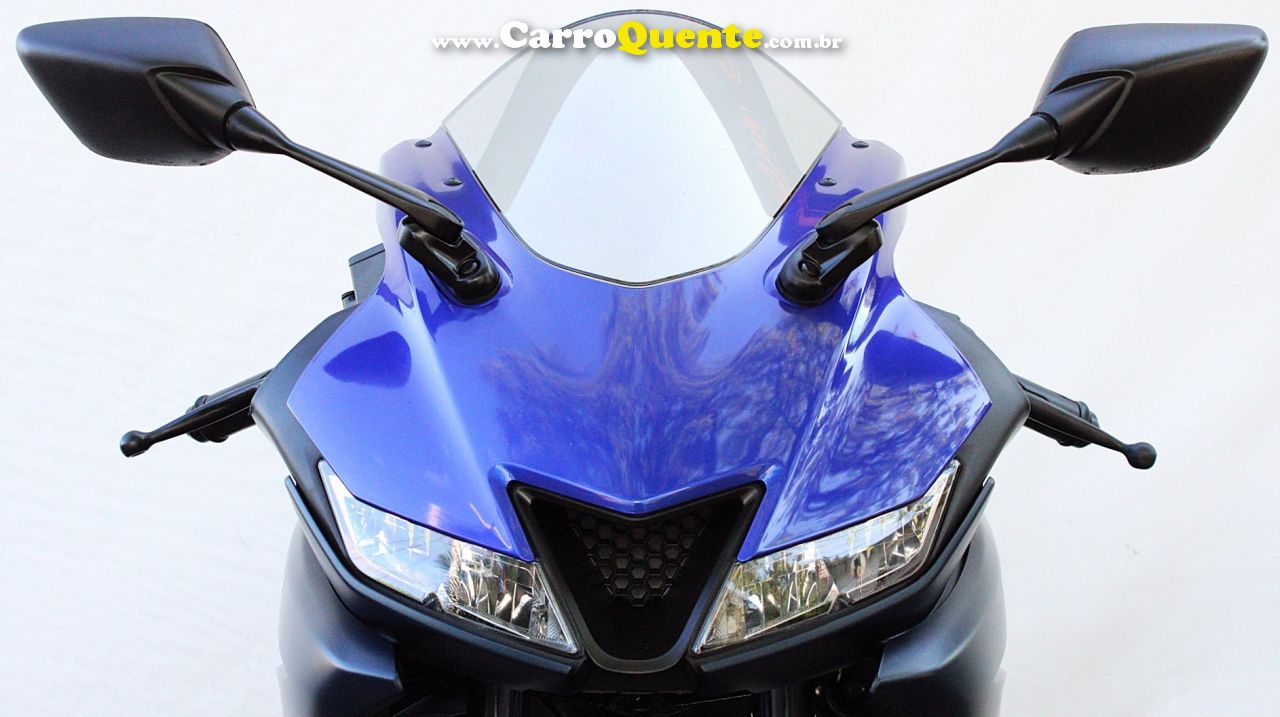 YAMAHA YZF R15 2025 - Loja