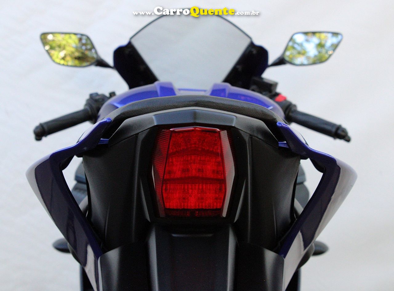 YAMAHA YZF R15 2025 - Loja