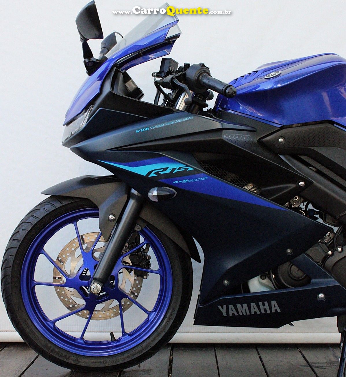YAMAHA YZF R15 2025 - Loja