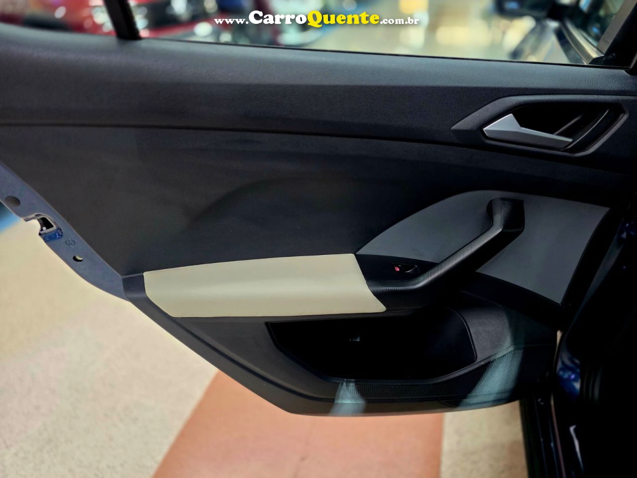 VOLKSWAGEN T-CROSS 1.0 200 TSI TOTAL 2025 - Loja