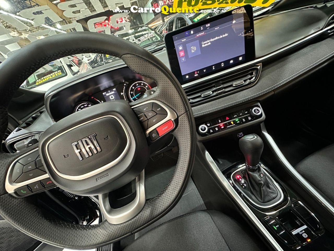 FIAT FASTBACK 1.0 TURBO 200 HYBRID AUDACE 2026 - Loja