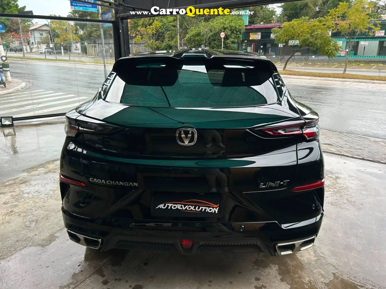 CAOA CHANGAN UNI-T 1.5 TGDI 7DCT 2027 - Loja
