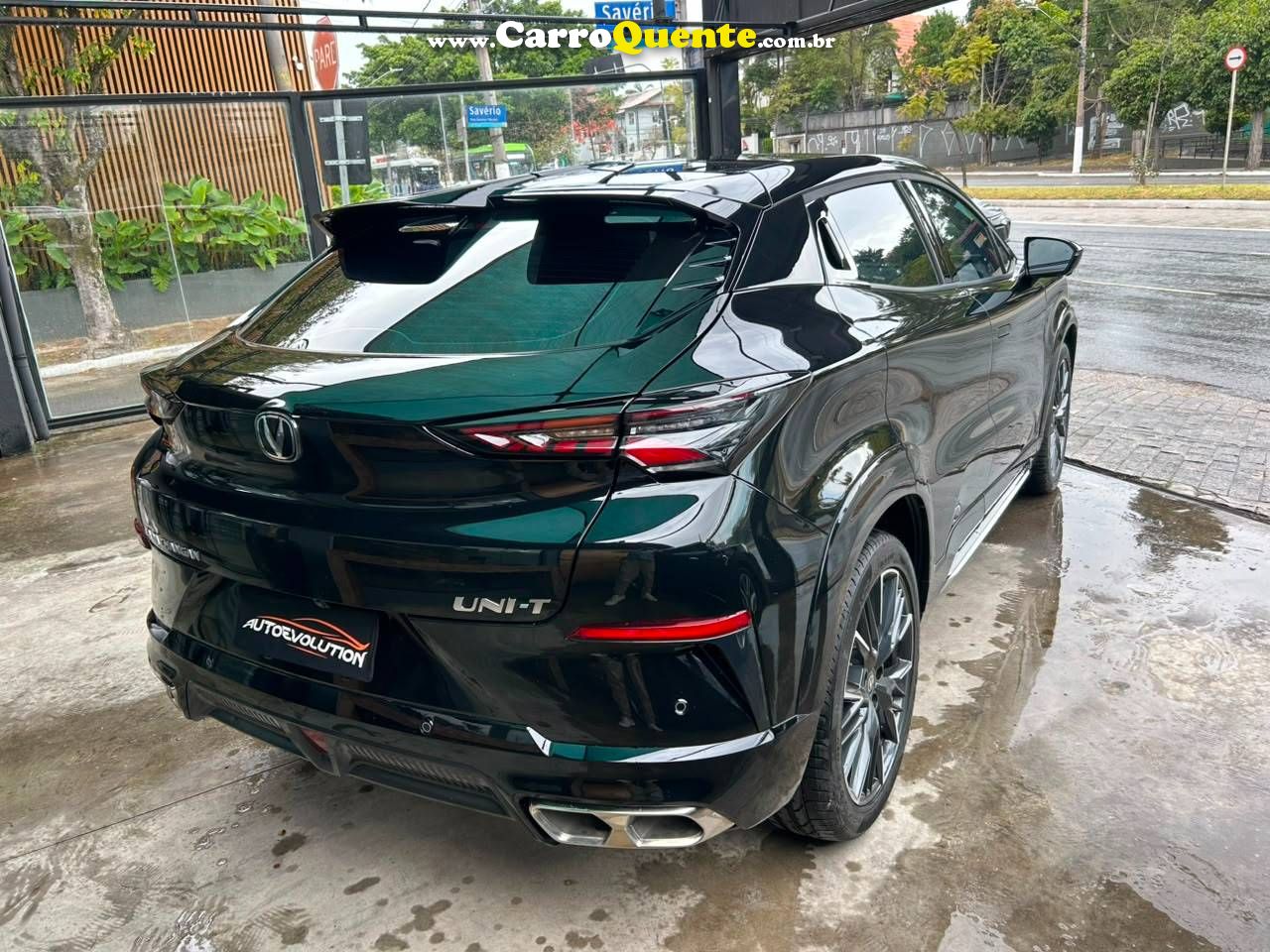 CAOA CHANGAN UNI-T 1.5 TGDI 7DCT 2027 - Loja