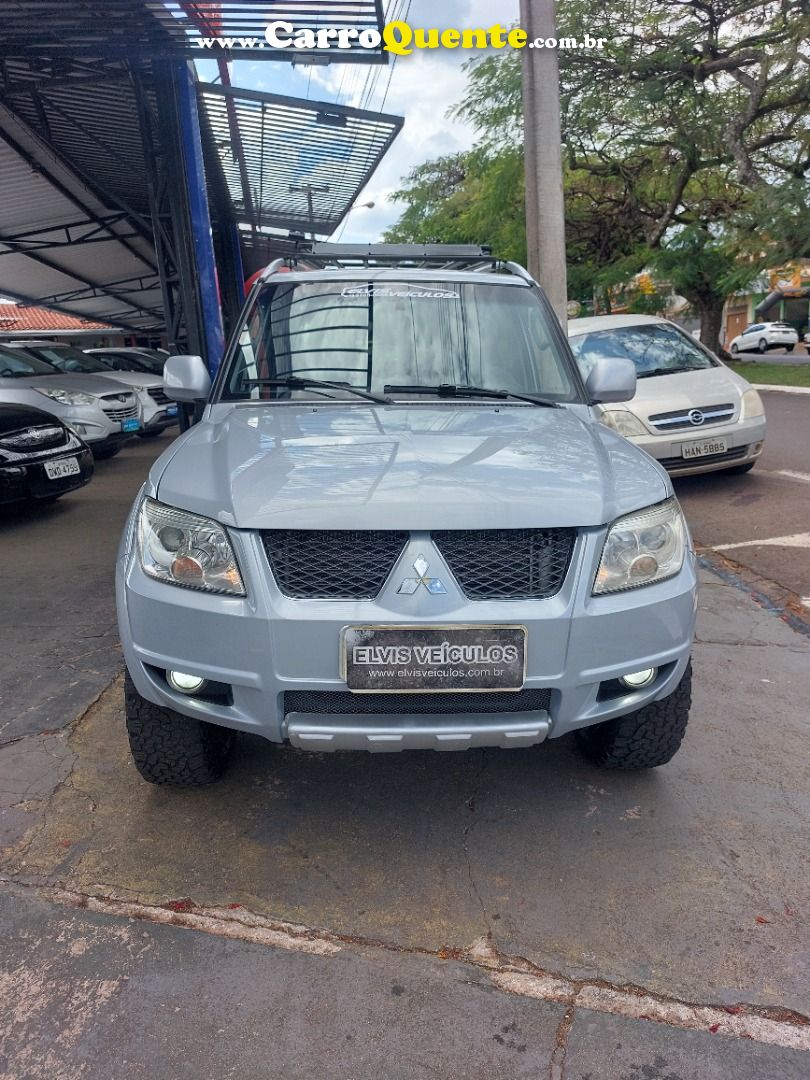 MITSUBISHI PAJERO TR4 2.0 4X4 16V 2010 - Loja