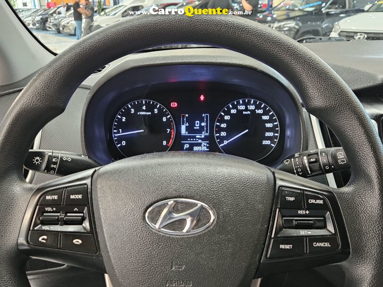 HYUNDAI CRETA 1.6 FLEX ATTITUDE * AUTOMÁTICA * 2019 - Loja