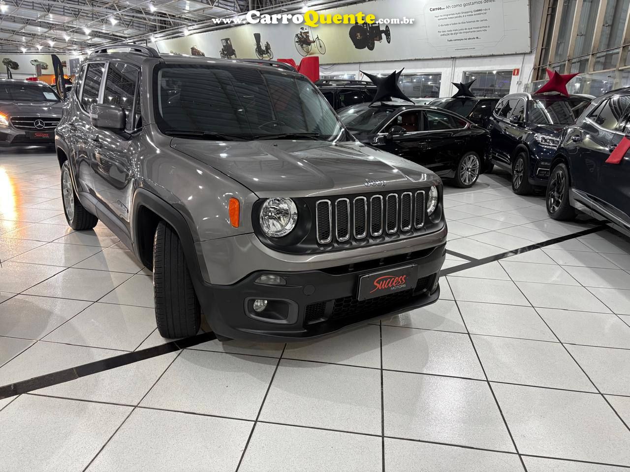 RENEGADE 1.8 LONGITUDE C/ BAIXA KM 2017 - Loja