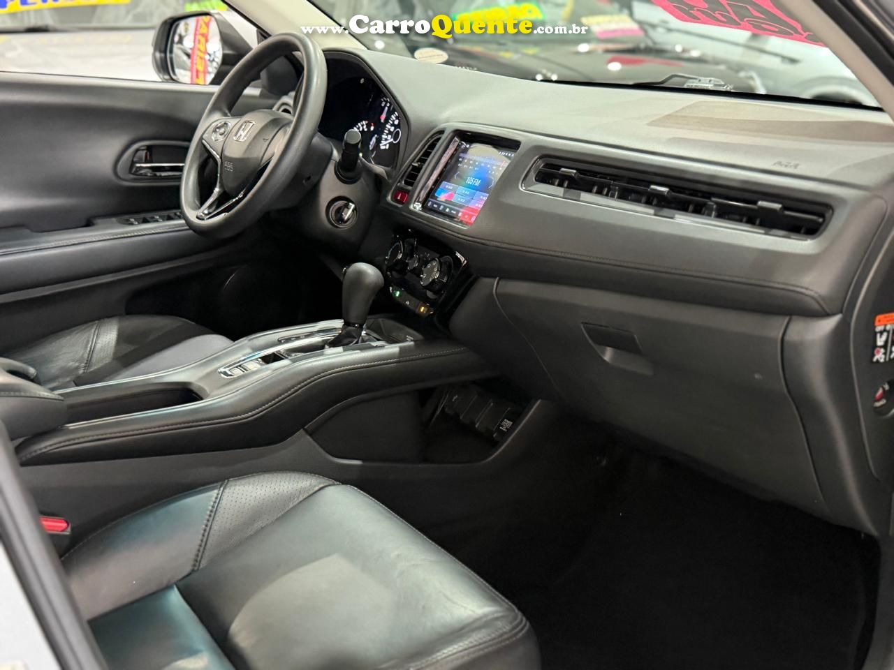 HONDA HR-V 1.8 16V LX 2018 - Loja